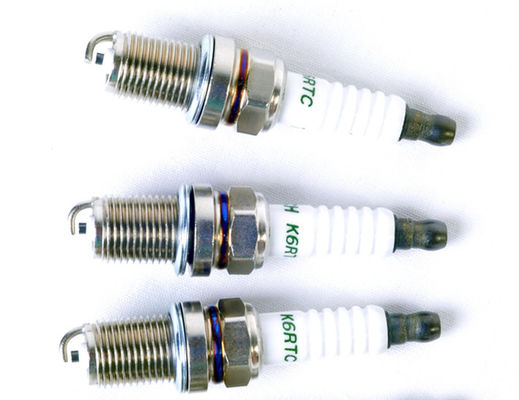 شمع اتومبیل استاندارد استاندارد OEM می تواند شمع اتومبیل Denso و Bosch را با قیمت مناسب جایگزین کند